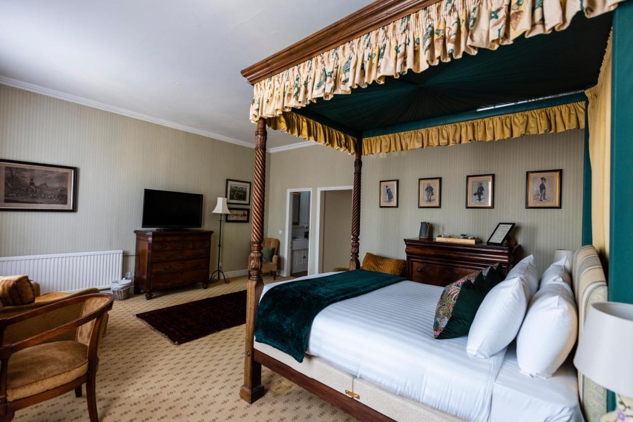 The George Inn Оакхам Экстерьер фото